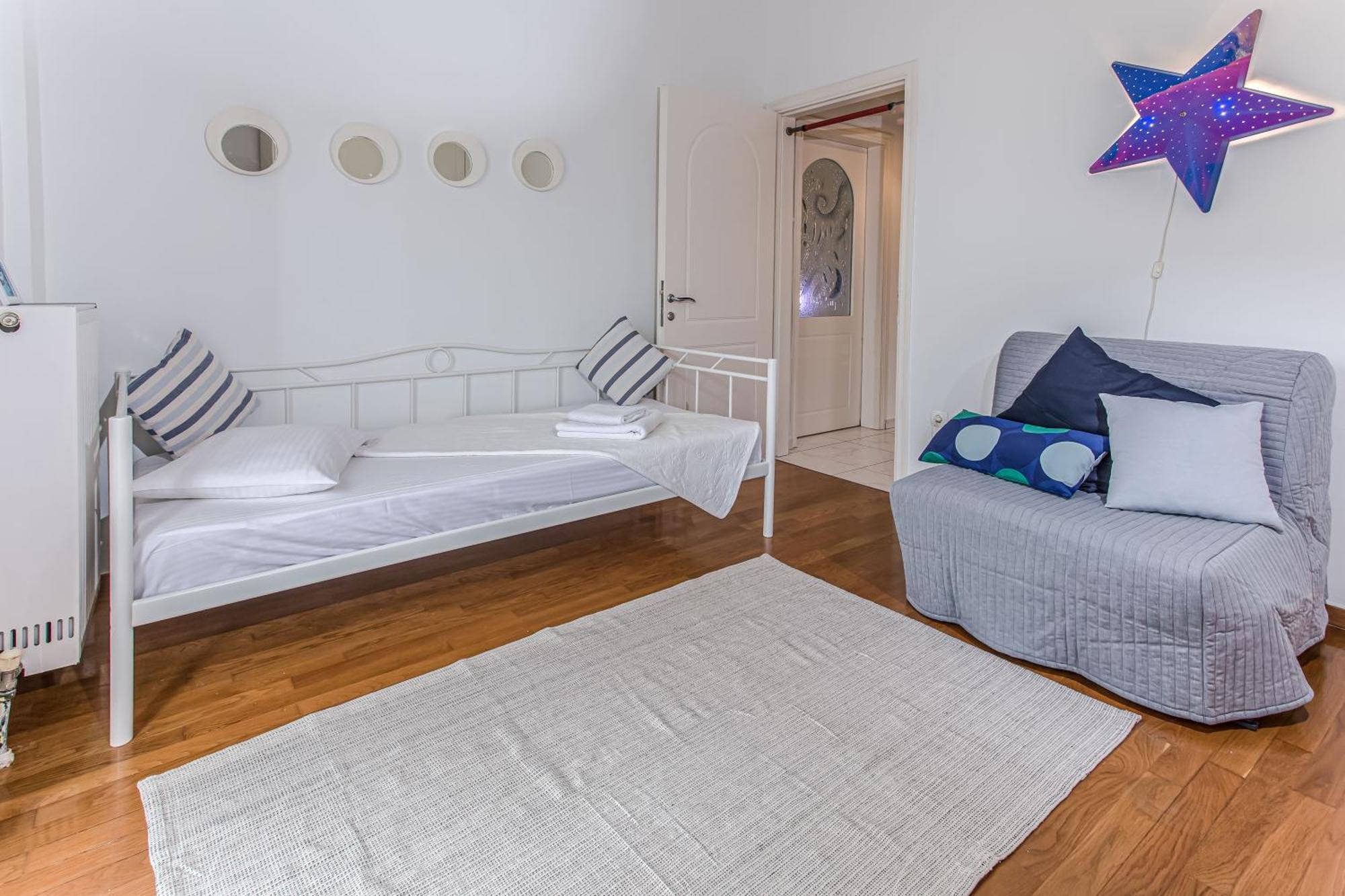 Celestial Garden-Thessaloniki'S Modern, Eclectic Penthouse With An Amazing View And Veranda Екстер'єр фото